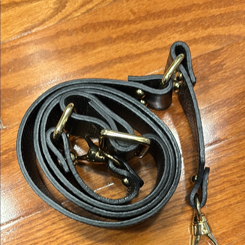 Valentino Black Crossbody Bag with Studded V Design - Picture 5 of 12